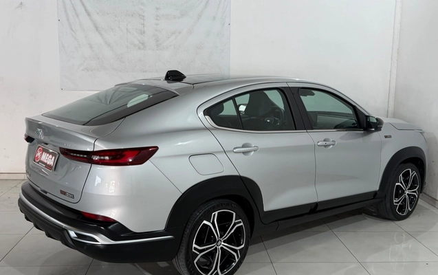 imagem-https://www.socarrao.com.br/sc-vehicle-images-prod/4318998/1791557367950-022cfa3a75b141a080e21d844788ce34_1791551223304.jpg