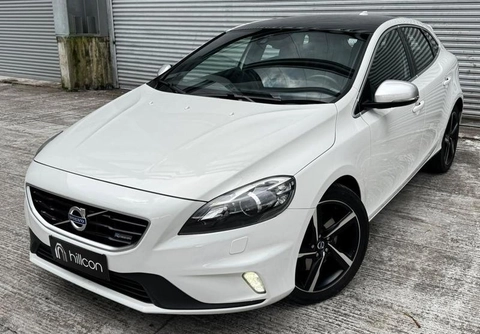 Volvo V40 2014 Branco — foto 1 de 3
