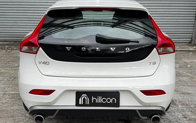 imagem-https://www.socarrao.com.br/sc-vehicle-images-prod/4318999/1791551271537-8541910_6_B_20a385a980.jpeg