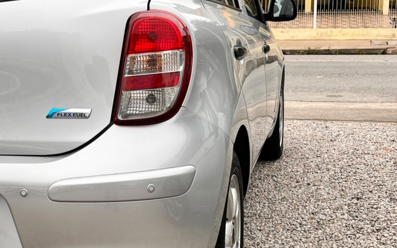 imagem-https://www.socarrao.com.br/sc-vehicle-images-prod/4319008/1791551328179-V2hhdHNBcHAgSW1hZ2UgMjAyNi0xMC0wOCBhdCAxOS40MS4xMiAoMSkuanBlZw.jpeg