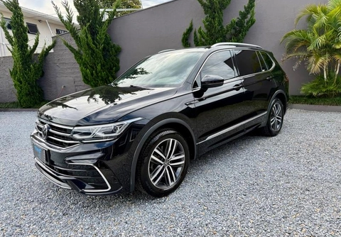 Volkswagen Tiguan 2024 Preto — foto 1 de 3