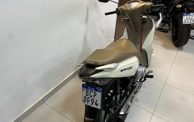 imagem-https://www.socarrao.com.br/sc-vehicle-images-prod/4319133/1791989900349-8558329_6_B_d180eedc63.jpeg