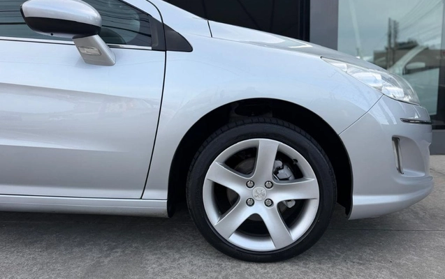 imagem-https://www.socarrao.com.br/sc-vehicle-images-prod/4319199/1791552606202-gb-b575e8c.jpg
