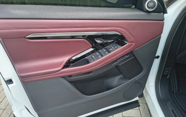 imagem-https://www.socarrao.com.br/sc-vehicle-images-prod/4319233/1791552815660-71b4f4f13b07497fba3a28d36d14ba3b_1787233198925.jpg