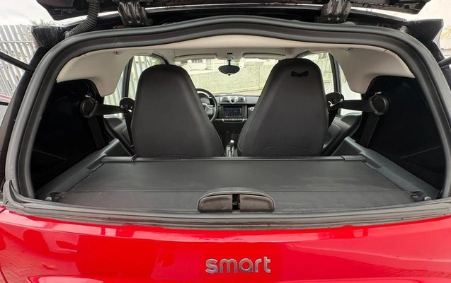 imagem-https://www.socarrao.com.br/sc-vehicle-images-prod/4319235/1791553567159-8459874_6_B_d707ff324e.jpeg