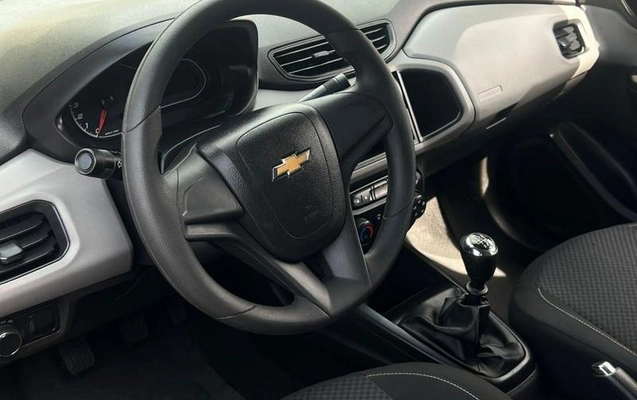 imagem-https://www.socarrao.com.br/sc-vehicle-images-prod/4319333/1791553437083-8558463_13_B_24a44819a9.jpeg