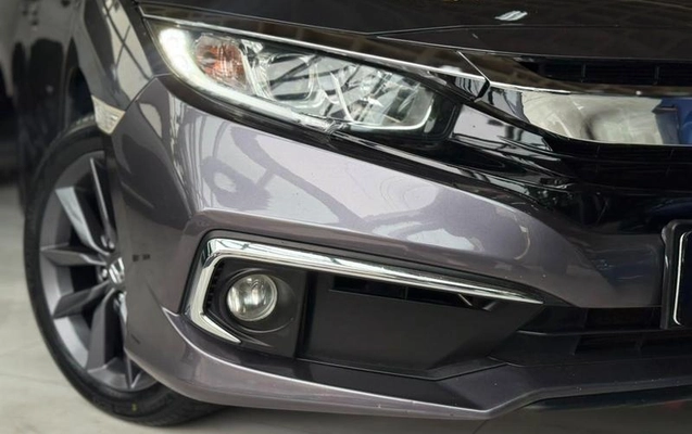 imagem-https://www.socarrao.com.br/sc-vehicle-images-prod/4319349/1791553555706-8543721_7_B_90879b4af9.jpeg