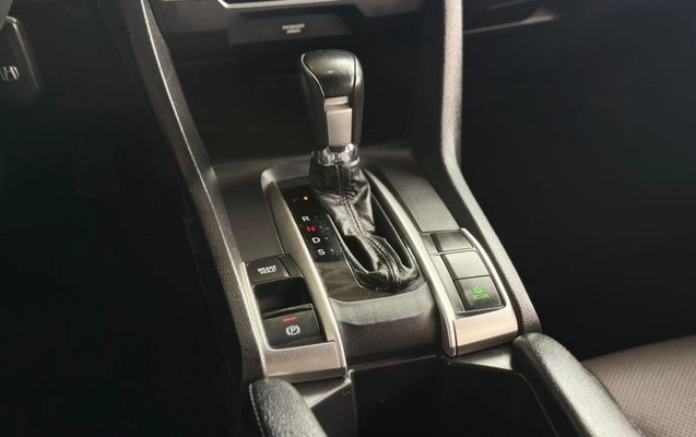 imagem-https://www.socarrao.com.br/sc-vehicle-images-prod/4319349/1791553555718-8543721_10_B_a6bce5bca8.jpeg