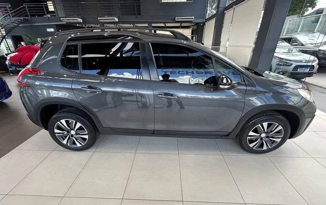 imagem-https://www.socarrao.com.br/sc-vehicle-images-prod/4319401/1792158953361-vehicle_image_1792158760_43c0676236d86d54508386d6ecfc185a.jpeg