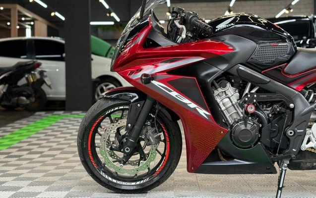 imagem-https://www.socarrao.com.br/sc-vehicle-images-prod/4319409/1792076756087-8558499_0_B_c1a272539b.jpeg