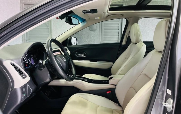 imagem-https://www.socarrao.com.br/sc-vehicle-images-prod/4319448/1791739698293-8542695_15_B_e7c3b4a469.jpeg