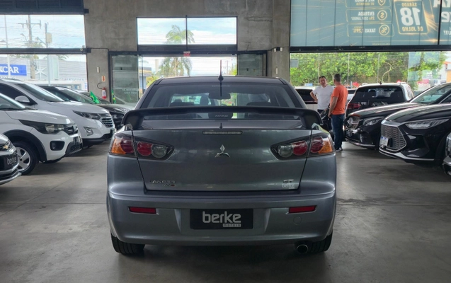 imagem-https://www.socarrao.com.br/sc-vehicle-images-prod/4319457/1792516528032-80a7711c29124d3ea726f091665db097_1791902361542.jpg
