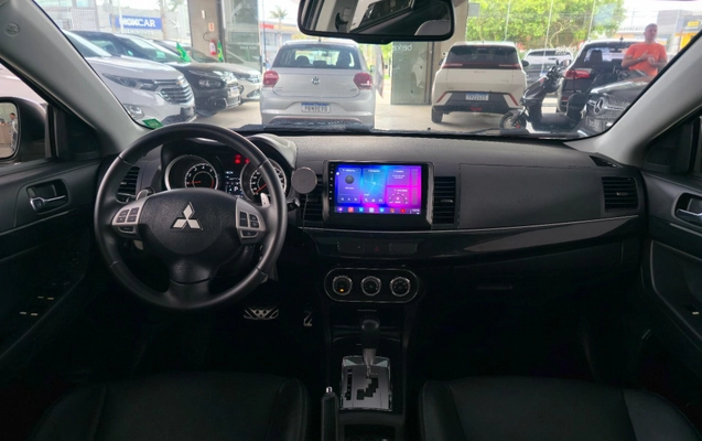 imagem-https://www.socarrao.com.br/sc-vehicle-images-prod/4319457/1792516528034-6138f320cc77464bbfe85950cbdc3603_1791902454177.jpg