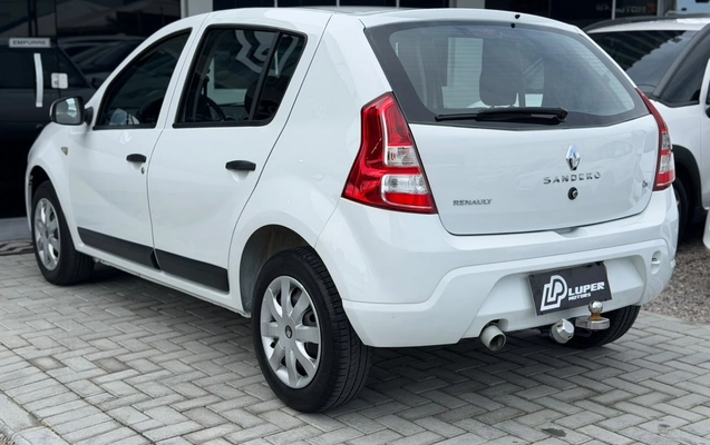 imagem-https://www.socarrao.com.br/sc-vehicle-images-prod/4319527/1791554531250-003_aa685a1b6e33181d55c30a0e1d47d0b9.jpg