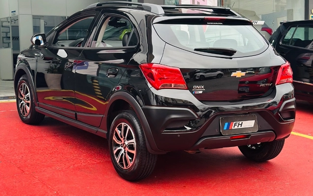 imagem-https://www.socarrao.com.br/sc-vehicle-images-prod/4319541/1791633674906-gb-7777e77.jpeg