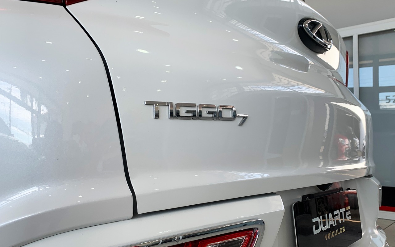 imagem-https://www.socarrao.com.br/sc-vehicle-images-prod/4319559/1791554755572-MDA3LmpwZw.jpg