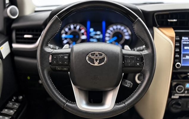 imagem-https://www.socarrao.com.br/sc-vehicle-images-prod/4319574/1791574699203-ae686bb2-521a-491d-8ecf-e5ae5e0e3c7d.jpg