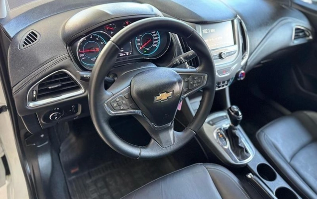 imagem-https://www.socarrao.com.br/sc-vehicle-images-prod/4319575/1791554987522-8370209_5_B_33133b165d.jpeg