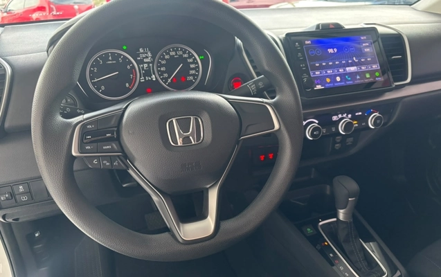 imagem-https://www.socarrao.com.br/sc-vehicle-images-prod/4319580/1791555068695-uVfjvHDdKZPXJsVFB8wykCMRJMsweeIY.jpg