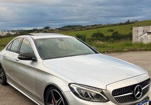 Mercedes-Benz C-250 2016 Prata — foto 1 de 3