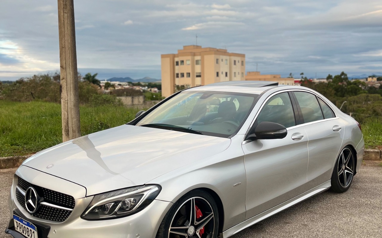 imagem-https://www.socarrao.com.br/sc-vehicle-images-prod/4319584/1791555160223-YTAxZGFjOTUtYTY0Ny00OGQwLWJmY2YtYTQ0NWJkZTViMGM2LmpwZWc.jpeg