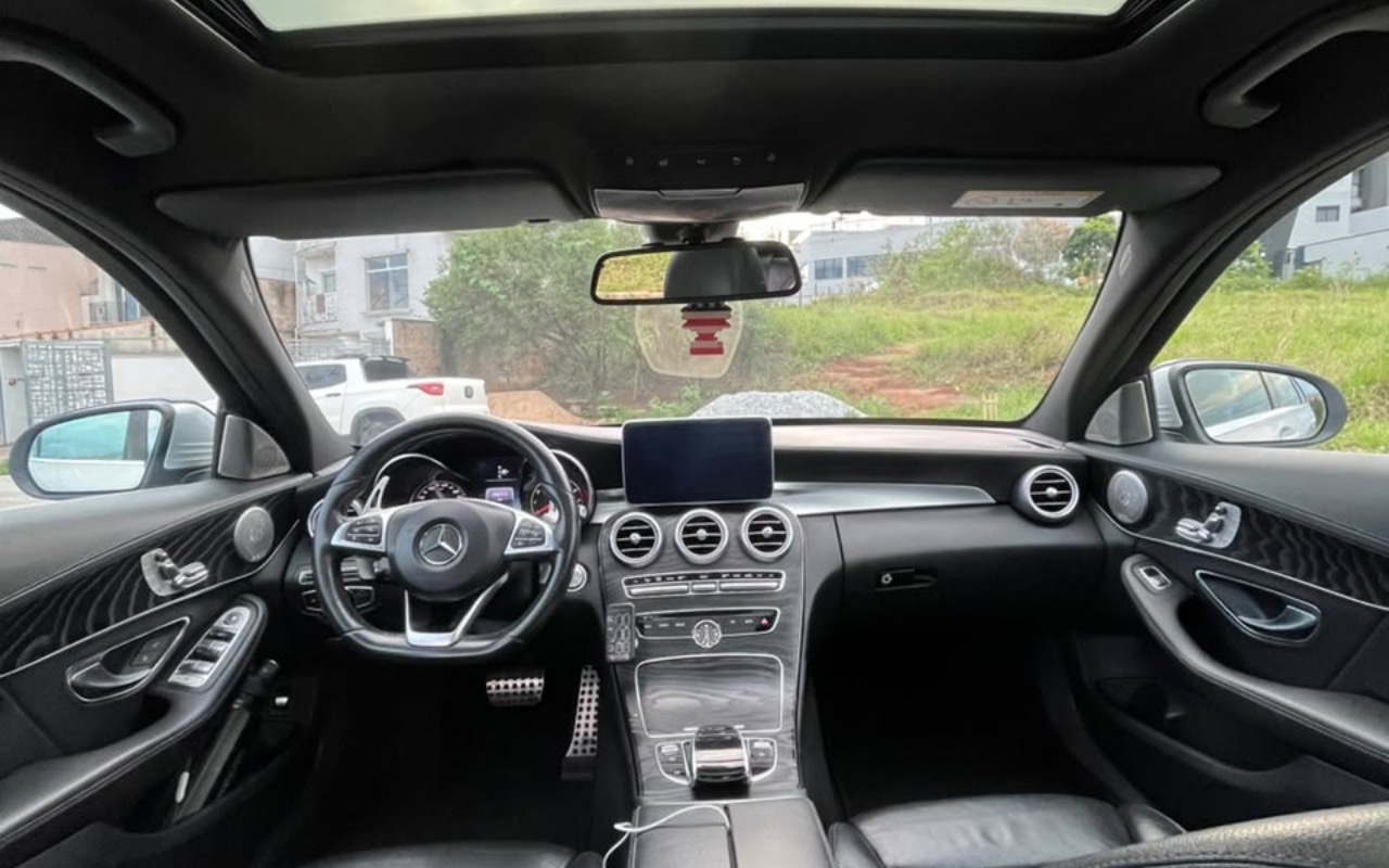 imagem-https://www.socarrao.com.br/sc-vehicle-images-prod/4319584/1791555160921-N2I1NzE3MzEtMWJhOS00YTVmLWI2YjYtYzU5ZjhlZmRjMzJlLmpwZWc.jpeg
