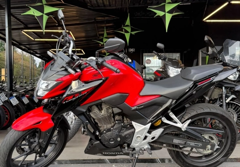 Honda CB 300F Twister Flex 2023 Vermelho — foto 1 de 3