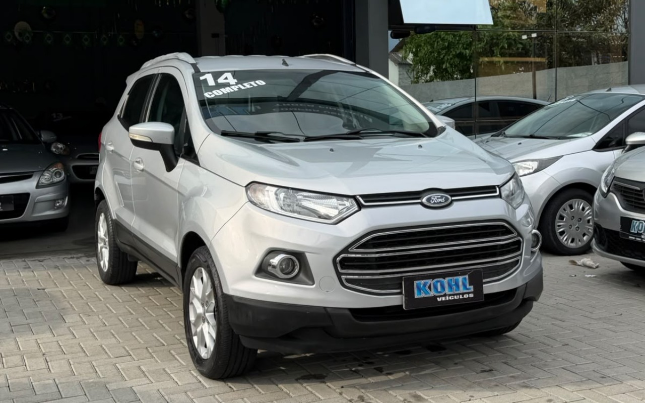 Ford EcoSport 2014 Prata — foto 1 de 3