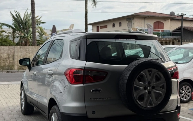 imagem-https://www.socarrao.com.br/sc-vehicle-images-prod/4319770/1791556158490-V2hhdHNBcHAgSW1hZ2UgMjAyNi0wOS0yMSBhdCAwOC41Mi4xOCAoMikuanBlZw.jpeg