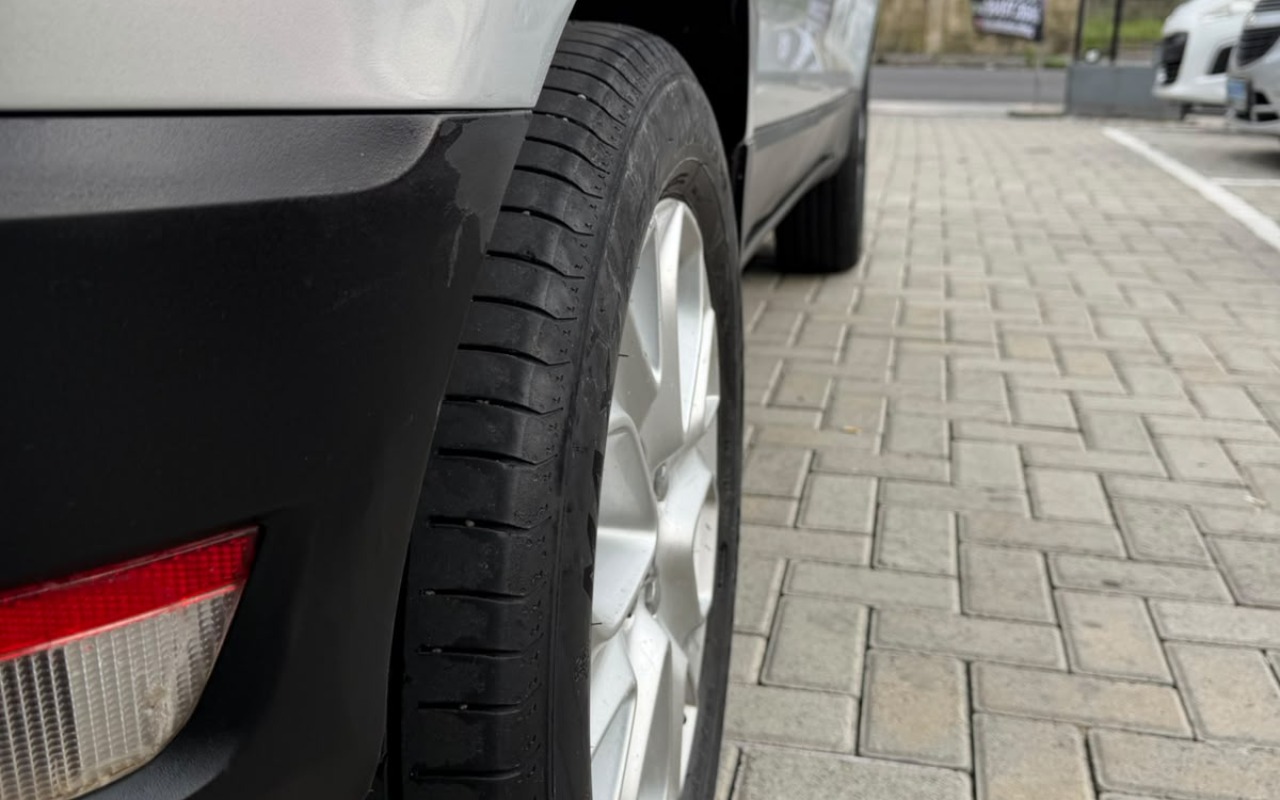 imagem-https://www.socarrao.com.br/sc-vehicle-images-prod/4319770/1791556158657-V2hhdHNBcHAgSW1hZ2UgMjAyNi0wOS0yMSBhdCAwOC41Mi4xNy5qcGVn.jpeg