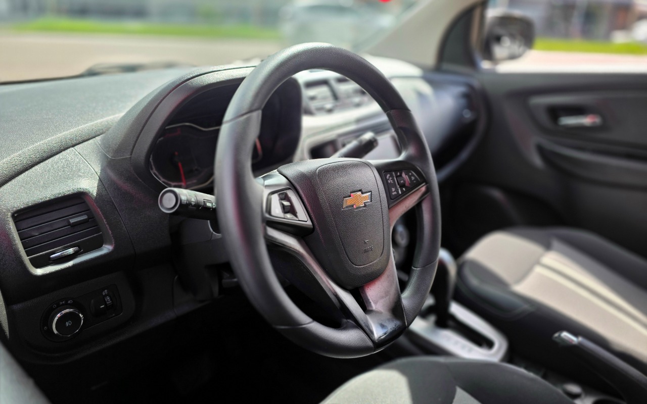 imagem-https://www.socarrao.com.br/sc-vehicle-images-prod/4319792/1791556484056-MjAyNjEwMDlfMDk1MDEyLmpwZw.jpg