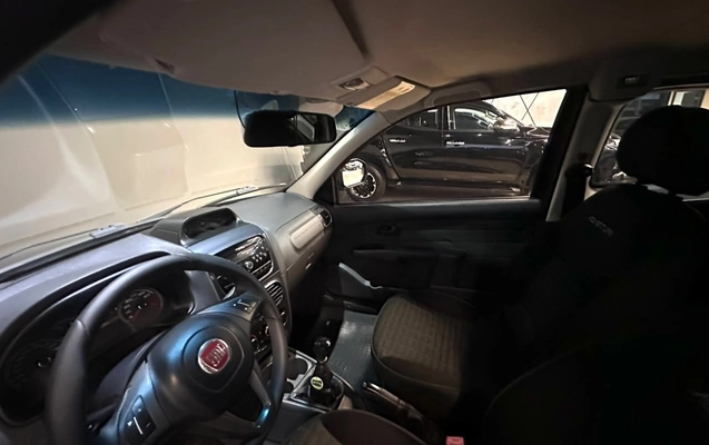 imagem-https://www.socarrao.com.br/sc-vehicle-images-prod/4319794/1791556515348-7df98b37988b425ea1a03256907b7958_1791494179053.jpg