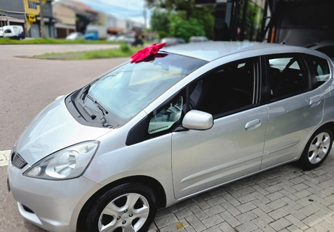 Honda Fit 2012 Prata — foto 1 de 3