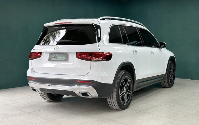 imagem-https://www.socarrao.com.br/sc-vehicle-images-prod/4319865/1791556856476-386edecd-d1c2-42f2-8f52-f64e7e2bcbec.jpg