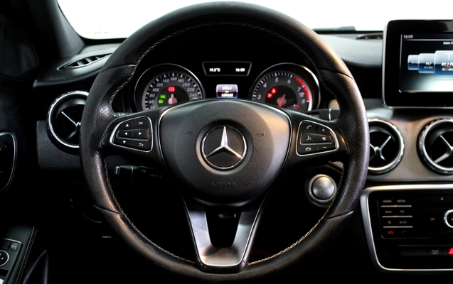imagem-https://www.socarrao.com.br/sc-vehicle-images-prod/4319872/1791556930839-14_042008.jpg
