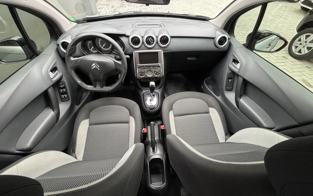 imagem-https://www.socarrao.com.br/sc-vehicle-images-prod/43199/1785174180295-003_716cb7dcdf1e4bb18cc008d334bb900d.jpeg