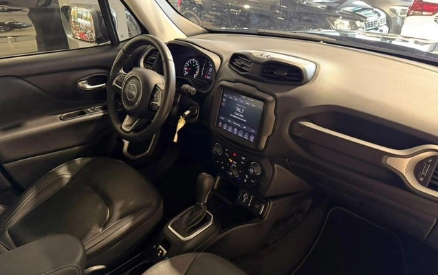 imagem-https://www.socarrao.com.br/sc-vehicle-images-prod/4319978/1791557613735-8552713_2_B_1320d8290a.jpeg