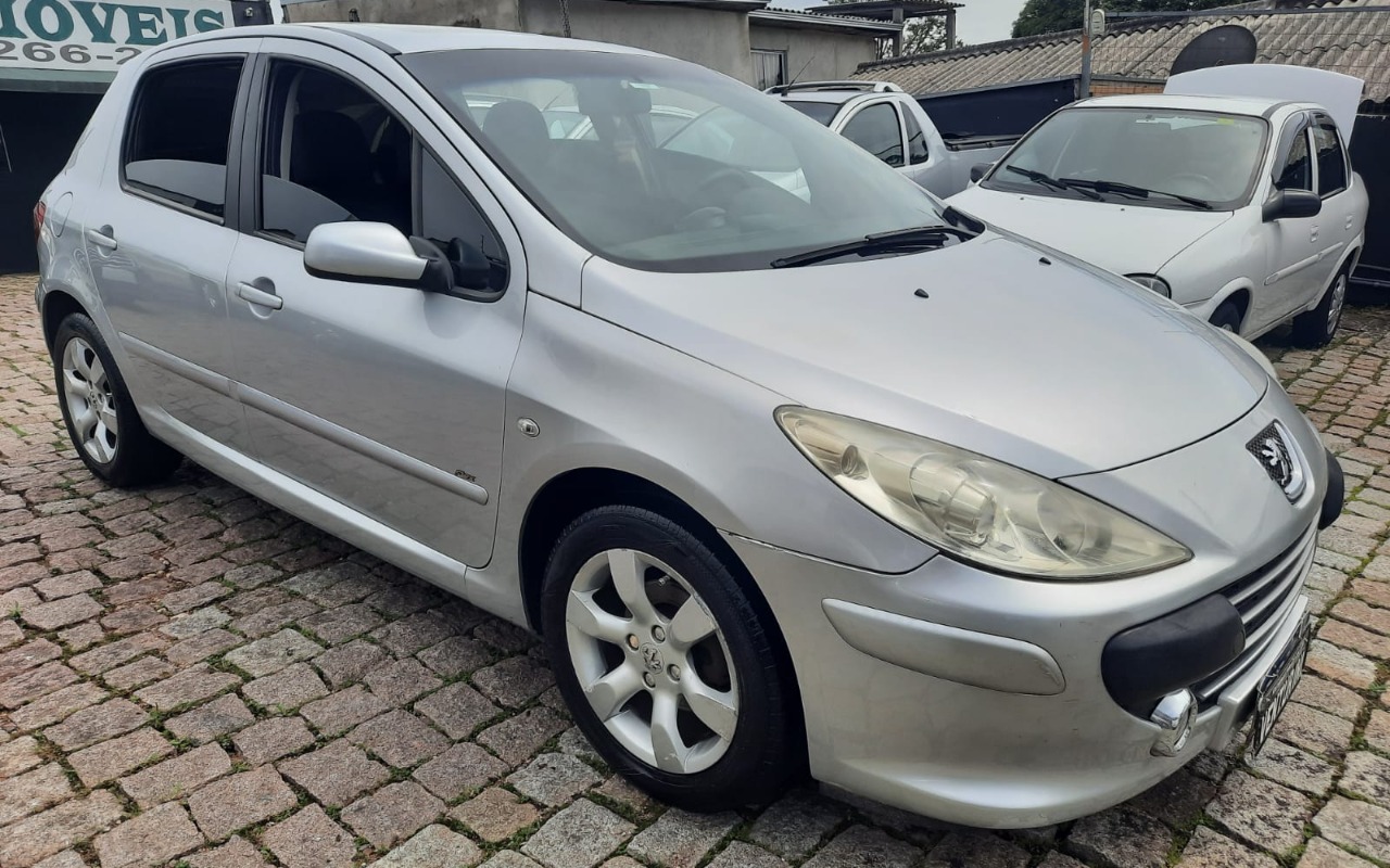 imagem-https://www.socarrao.com.br/sc-vehicle-images-prod/4320024/1791558120564-V2hhdHNBcHAgSW1hZ2UgMjAyNi0xMC0wOSBhdCAxMS4wMC4wMyAoMSkuanBlZw.jpeg