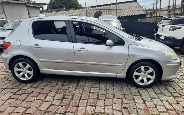 imagem-https://www.socarrao.com.br/sc-vehicle-images-prod/4320024/1791558120655-V2hhdHNBcHAgSW1hZ2UgMjAyNi0xMC0wOSBhdCAxMS4wMC4wMy5qcGVn.jpeg