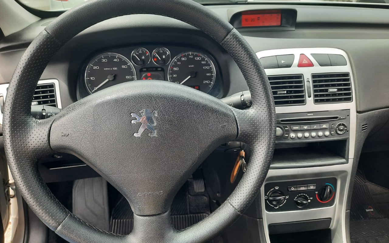 imagem-https://www.socarrao.com.br/sc-vehicle-images-prod/4320024/1791558121115-V2hhdHNBcHAgSW1hZ2UgMjAyNi0xMC0wOSBhdCAxMS4wMC4wNi5qcGVn.jpeg