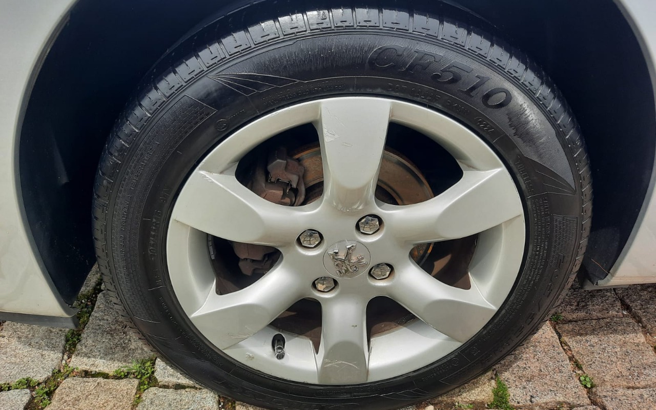 imagem-https://www.socarrao.com.br/sc-vehicle-images-prod/4320024/1791558121362-V2hhdHNBcHAgSW1hZ2UgMjAyNi0xMC0wOSBhdCAxMS4wMC4wOCAoMSkuanBlZw.jpeg