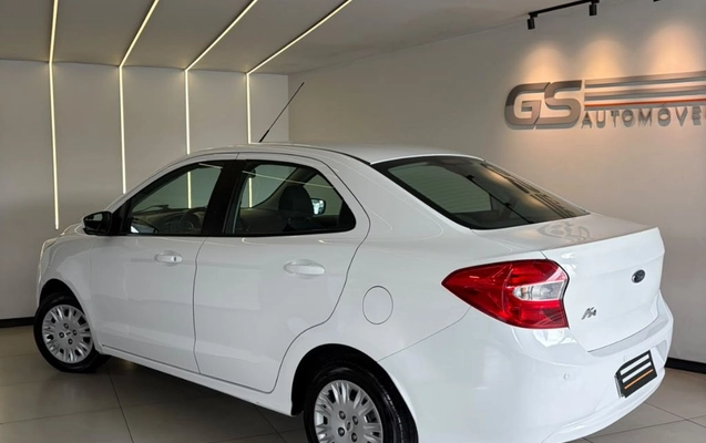 imagem-https://www.socarrao.com.br/sc-vehicle-images-prod/4320128/1791558770729-gb-4efd97a.jpeg
