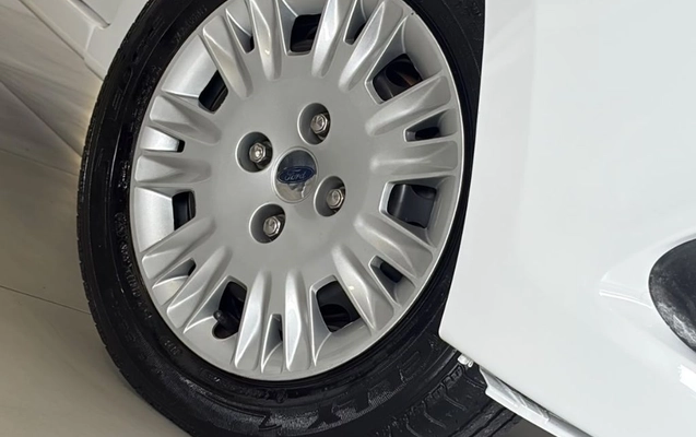 imagem-https://www.socarrao.com.br/sc-vehicle-images-prod/4320128/1791558770747-gb-410f27d.jpeg