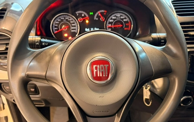 imagem-https://www.socarrao.com.br/sc-vehicle-images-prod/4320137/1791558832672-63e59681-5989-4ca9-ab2a-7bed4eb30a7b.jpg