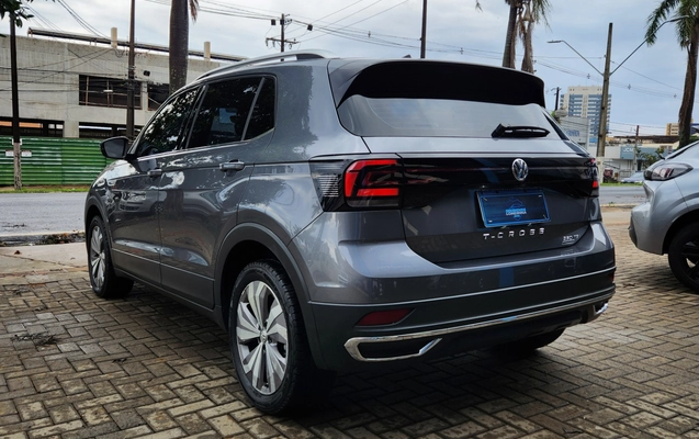 imagem-https://www.socarrao.com.br/sc-vehicle-images-prod/4320232/1791559390726-9a199d7d-a190-4cf4-8bea-176081e9c486.jpg