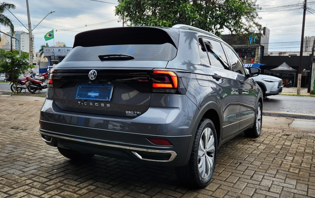imagem-https://www.socarrao.com.br/sc-vehicle-images-prod/4320232/1791559390727-c080a3f3-77cc-400d-bfd3-2c21514d2f6e.jpg