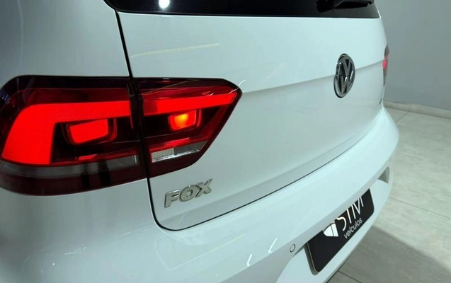 imagem-https://www.socarrao.com.br/sc-vehicle-images-prod/4320242/1791572198146-8552652_11_B_c6ebef05bc.jpeg