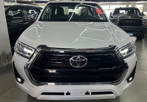 Toyota Hilux 2026 Branco — foto 1 de 3