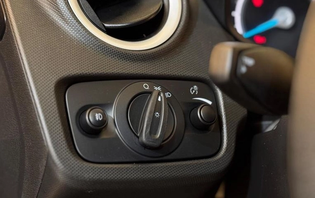 imagem-https://www.socarrao.com.br/sc-vehicle-images-prod/4320353/1791560354422-8551007_10_B_e372f941ac.jpeg
