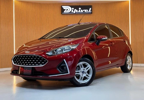 Ford Fiesta 2018 Vermelho — foto 1 de 3